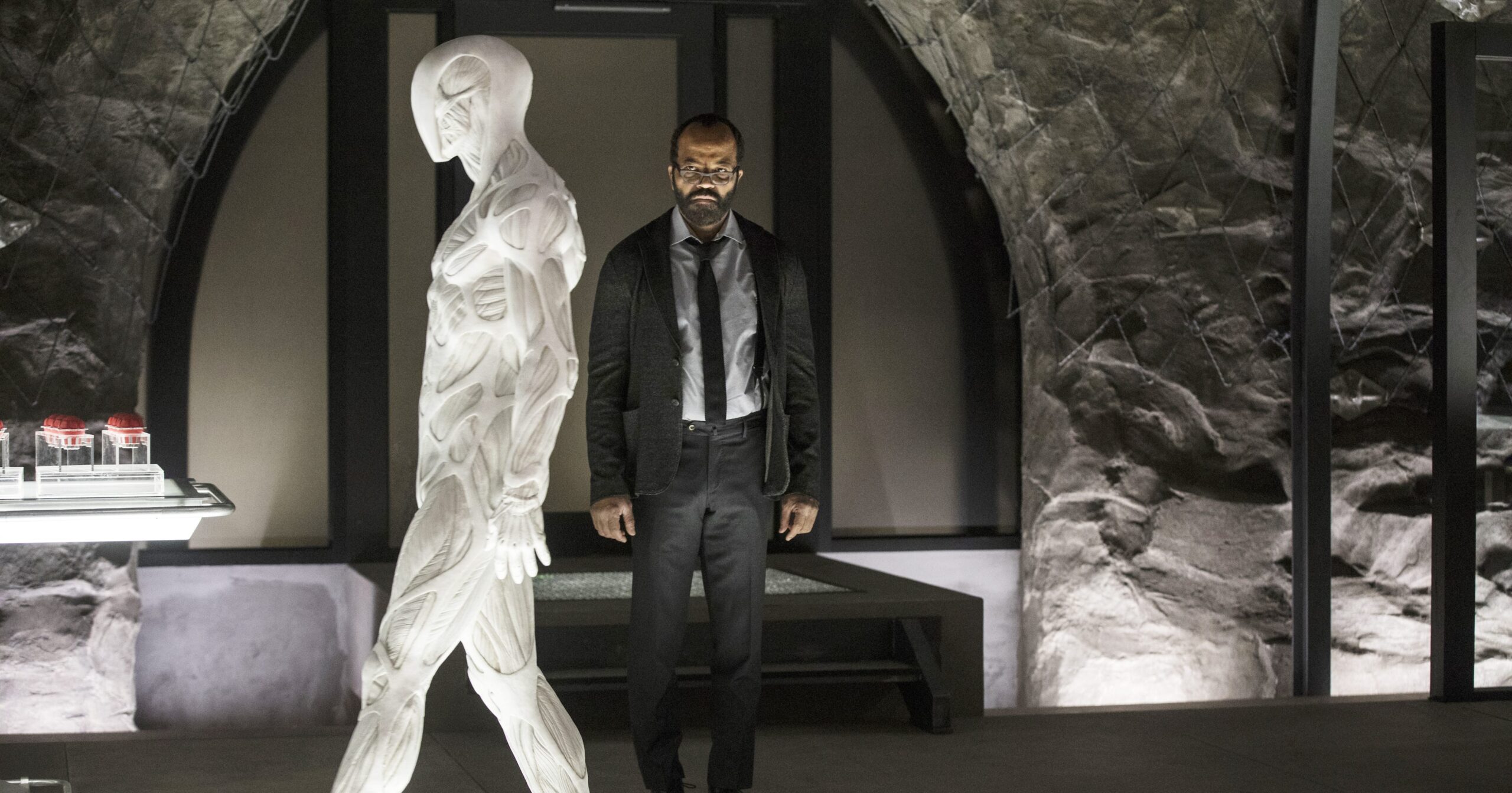 Bernard and a humanoid robot in Westworld